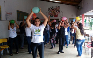 O carro chefe do projeto é a ginástica laboral, mas existem outras dinâmicas como massagem em grupo, relaxamento e meditação