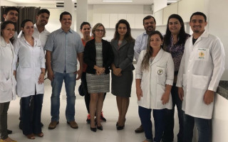 Membros do MPE, da Associação Mães que Amam, da secretaria municipal de Saúde de Araguaína e equipe médica.