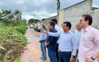 Antes da doação, deputado fez requerimentos, dialogou com governo e prefeitura, e vistoriou a área