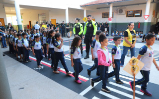 Além da Educação Infantil e Ensino Fundamental, a rede pública municipal conta com a Educação de Jovens e Adultos (EJA), com vagas abertas em seis escolas localizadas em diferentes regiões da cidade