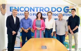 Prefeitos e senadora Dorinha unidos pelo futuro do Tocantins: Josi Nunes (Gurupi), Wagner Rodrigues (Araguaína), Eduardo Siqueira Campos (Palmas), Ronivon Maciel (Porto Nacional), Celso Moraes (Paraíso) e a senadora Dorinha reforçam compromisso com desenv
