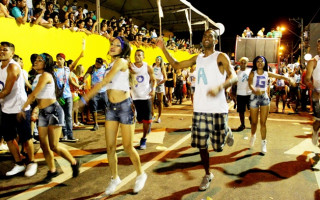 O Bloco Bejá fez a abertura