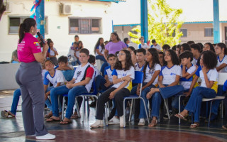 Além das palestras, também foram realizadas ao longo do mês de agosto, blitz educativas, a Caminhada Agosto Lilás, e participação na operação nacional Shamar, uma ação com o objetivo de intensificar o combate à violência contra a mulher junto às forças de