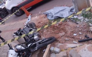 O Serviço de Atendimento Móvel de Urgência (SAMU) foi acionado, mas a equipe apenas constatou o óbito ainda no local.