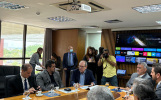  Reunião na Assembleia Legislativa do Tocantins (Aleto) para discutir o Projeto de Lei de Diretrizes Orçamentárias (LDO) 2026