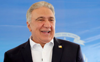 Governador Laurez Moreira anuncia pagamento e antecipa ponto facultativo do Dia do Servidor Público.