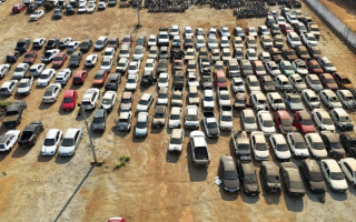 Detran notificou proprietários de quase 2 mil veículos para retirada dos automóveis dos pátios da concessionário do órgão 