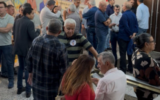 Representantes do Governo do Tocantins e de entidades do funcionalismo público durante reunião no Palácio Araguaia, em Palmas, para discutir o estudo técnico sobre a PEC do Teto Único.