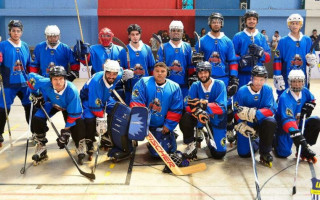 O time araguainense irá com 2 goleiros mais 10 jogadores de linha