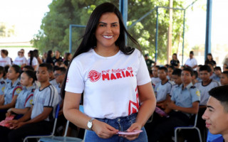 Primeira-dama alcança 60 mil seguidores, reflexo do seu engajamento e dedicação às ações sociais no Tocantins.