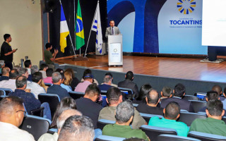 Presidente da Ameto, Carlos Eduardo Moraes, durante o lançamento do Curso Técnico em Mineração, realizado no auditório do Palácio Araguaia Governador José Wilson Siqueira Campos, em Palmas.