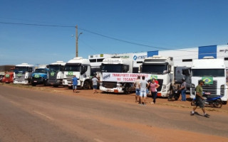 Caminhoneiros pretendem bloquear a BR 153