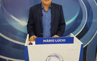 Candidato ao governo pelo Psol, Mário Lúcio Avelar durante debate da Record TV em Palmas.