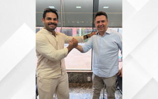 Tiago Dimas e Diego da APPA durante anúncio da aliança política em Araguaína