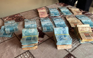 Policiais federais umprimento de mandados da Operação Código Branco, que investiga desvio de recursos públicos na saúde em municípios do Tocantins