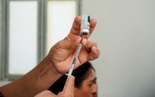 Dia D de vacinação contra a dengue em Araguaína imuniza pessoas de 15 a 59 anos; campanha segue até 2 de maio 