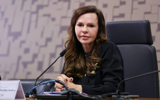 Senadora Professora Dorinha (União-TO) foi designada relatora da MP que atualiza o piso salarial dos professores da educação básica