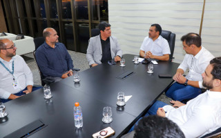  Governador Wanderlei Barbosa reúne-se com o secretário da Saúde para alinhar ações voltadas aos procedimentos ortopédicos 