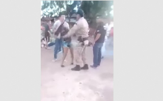 Confusão durante ocorrência policial em Araguaína.