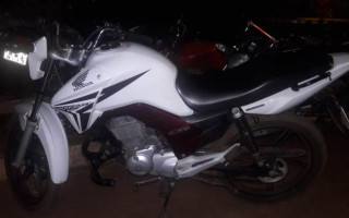 Moto Honda Titan recuperada