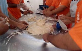 Equipe de panificação e confeitaria foi capacitada pelo projeto 