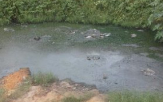 Lagoa para despejo de dejetos de Limpa-Fossa