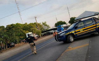 Polícia Rodoviária Federal realiza Operação Independência e busca diminuir número de acidentes.