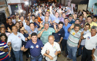 Mauro Carlesse durante evento em Augustinópolis