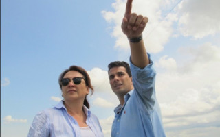 Mãe e filho exercerão juntos mandato de senador pelo Tocantins.