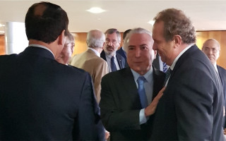 Mauro Carlesse se encontrou também com o presidente Michel Temer