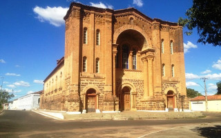 Catedral de Porto Nacional é interditada para obras de restauração
