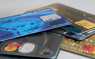 Empresário recebeu cobranças relacionadas a dívidas de um cartão de crédito que ele não possuía