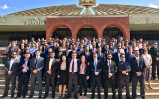  Delegados da Polícia em frente ao Palácio Araguaia cobraram valorização da categoria