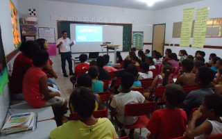 Palestra foi conduzida por Evilásio Dias, técnico de Meio Ambiente da BRK Ambiental.