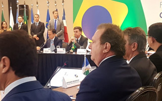 Mauro Carlesse participa de encontro com governadores eleitos e o futuro presidente, Jair Bolsonaro