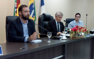 Presidente da ASTT Fábio Fioroto Astolf e oengenheiro de transito, Caio Augusto Lobo Rodrigues