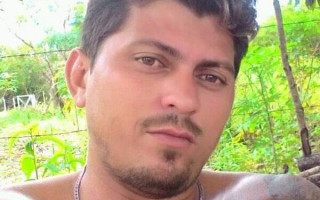 Robson de Andrade Salviano