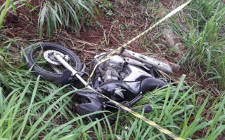 Acidente teria ocorrido pela madrugada e corpo só foi encontrado na manhã de domingo.