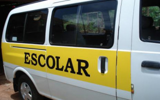 Cem motoristas de tranporte escolar estão sem receber o salário de novembro.