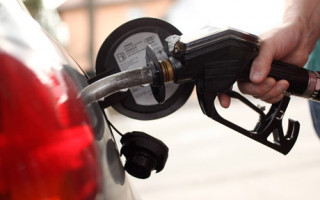 Petrobrás anuncia redução do preço da gasolina 