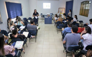Médicos e enfermeiros das unidades básicas de Araguaína recebem atualização sobre sintomas e tratamento