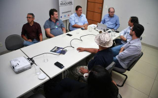 Proposta foi feita em reunião nesta quinta-feira com representantes de indústria que transporta eucalipto.