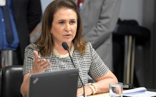 Kátia Abreu na CAE - Comissão de Assuntos Econômicos