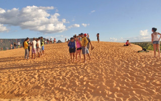 Dunas do Jalapão recebem turistas no fim de semana do carnaval