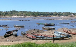 Rio Tocantins vive uma das piores secas.