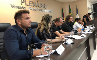 Audiência Pública realizada na manhã desta segunda-feira (8).