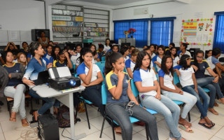 A inscrição é feita online, no site centraldoempreendedorismo.com.br, ou presencialmente na Diretoria da Juventude na sede