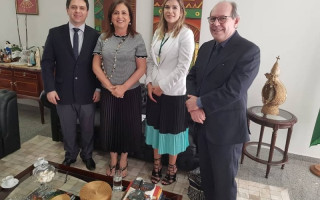 Tiago Dimas, Kátia Abreu, Patrízia Xavier e o prefeito Ronaldo Dimas