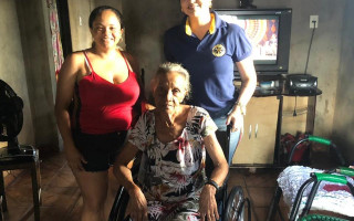 Cadeira de rodas entregues em Araguaína