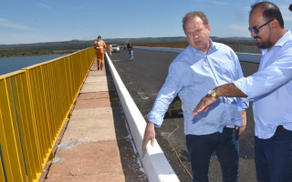 Governador vistoriou a ponte de Porto Nacional que passa por uma recuperação